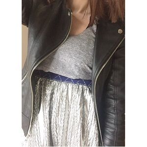 HP LULAROE || Silver Midi Skirt
